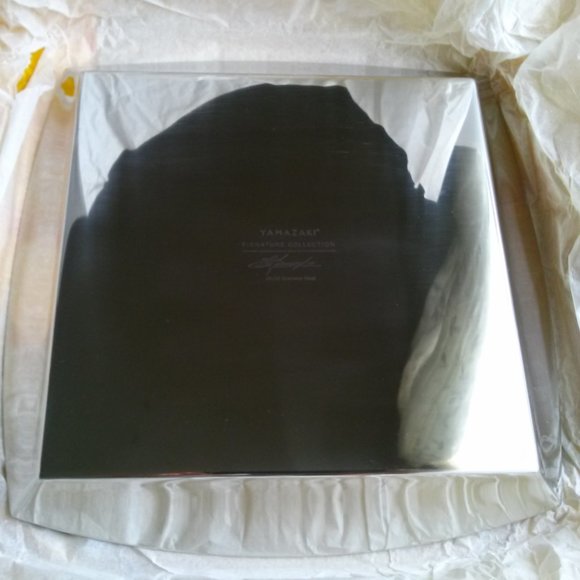 Yamazaki Signature Collection 18/10 Stainless Steel Snack Tray (3 glass inserts) - Picture 12 of 15